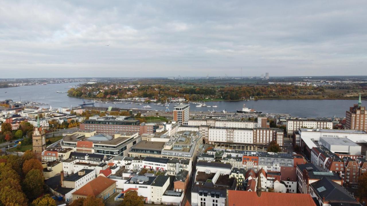 Lieblingsapartment No.10 Mit 2 Schlafzimmern Und Eigener Terrasse 로스토크 외부 사진